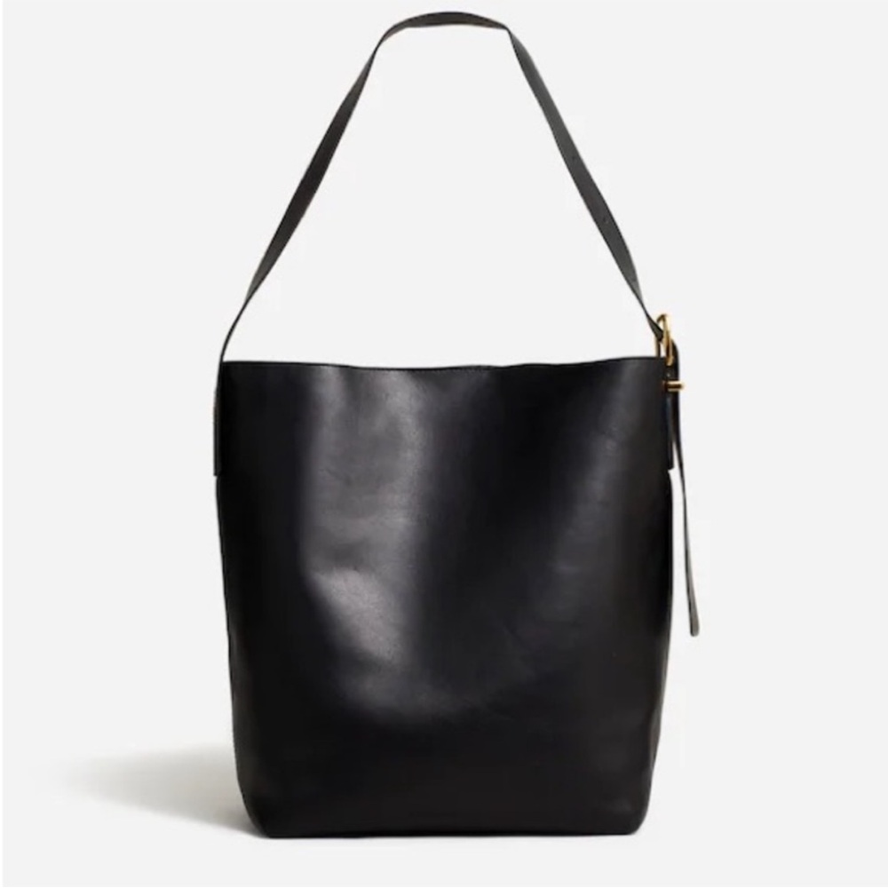 The Essential Leather Tote Bag